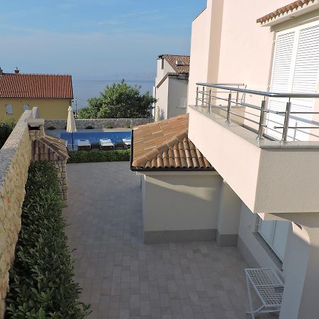 Apartments Villa Residenca Novi Vinodolski Exterior foto
