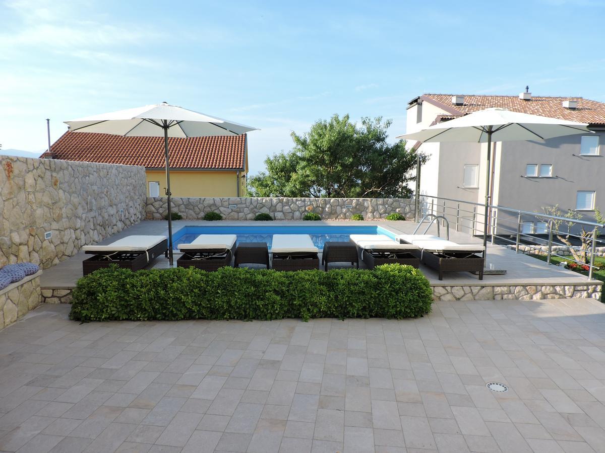 Apartments Villa Residenca Novi Vinodolski Exterior foto